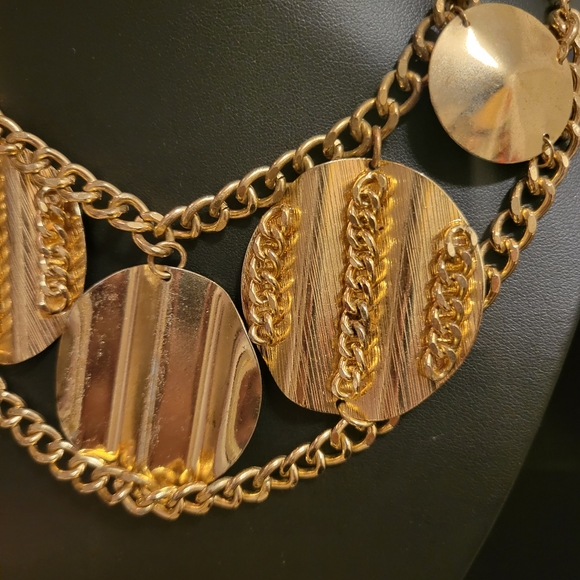 Vintage Gold Statement Necklace - Picture 2 of 5